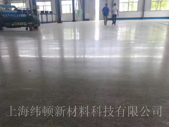 固化剂地坪交工！